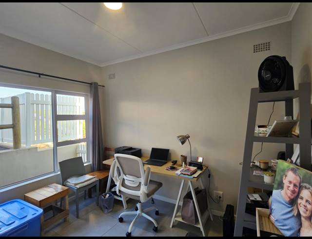 3 BEDROOM APARTMENT FOR SALE IN MANOR ESTATES